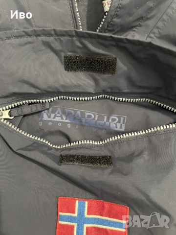Оригинално яке на Napapijri като ново, снимка 2 - Якета - 51709984