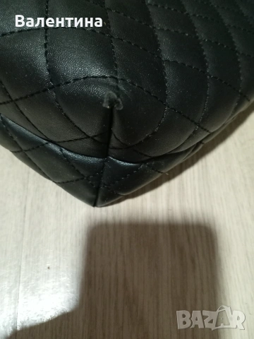 Дамска черна чанта, снимка 3 - Чанти - 53304165