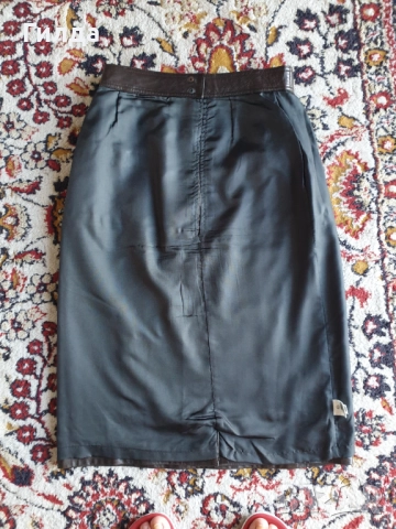 Escada пола естествена кожа, снимка 10 - Поли - 51612934