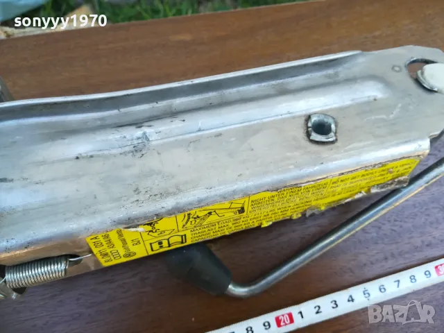 AUDI & VW-ORIGINAL АЛУМИНИЕВ КРИК-ВНОС SWISS 1805251822LCHERY, снимка 16 - Аксесоари и консумативи - 50336810