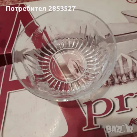 Комплект Стъклени купички 6 бр., снимка 3 - Сервизи - 47484406