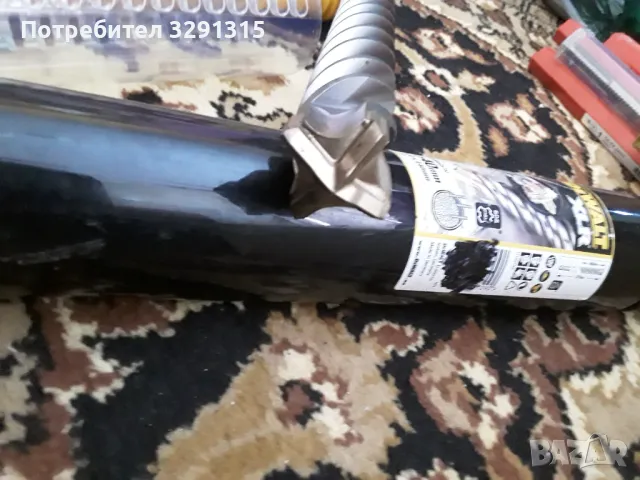 Свредло Dewalt ф40 /540 мм, снимка 2 - Други машини и части - 49230102