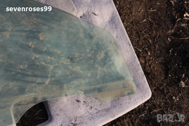 Стъкло предно дясно Форд Фокус 1 2001 4врати Ford Focus 1, снимка 4 - Части - 48580254