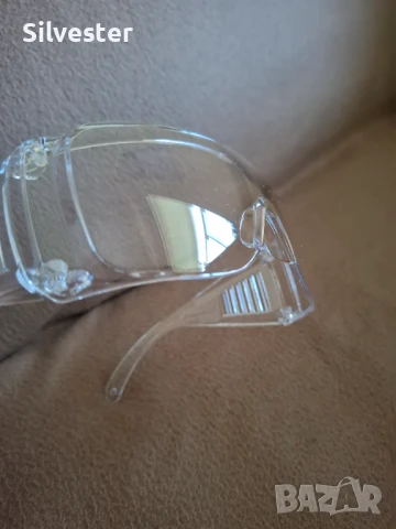 Предпазни очила за работа за хора, които носят очила!