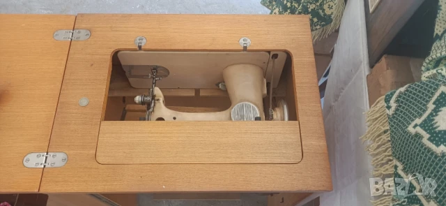 крачна шевна машина ПМЗ, снимка 2 - Шевни машини - 50586925