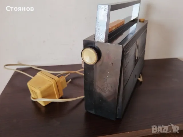 Ретро радио SONATA-221 СССР, снимка 7 - Радиокасетофони, транзистори - 49009217