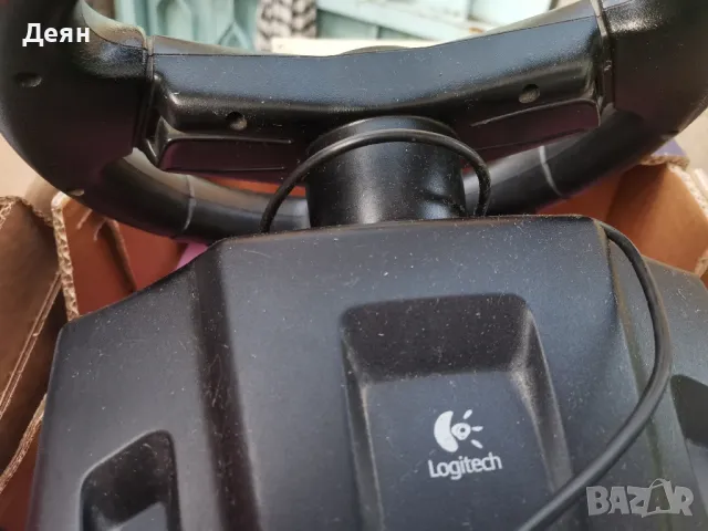 Logitech formula, vibration, волан и педали, снимка 2 - Аксесоари - 49697733