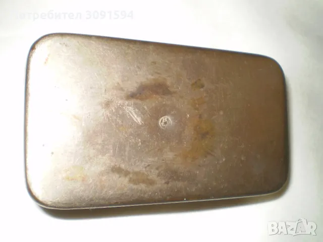 Стара стъклена спринцовка MADE IN GERMANY 10 мл." в метална кутия и игли, снимка 5 - Колекции - 48112218