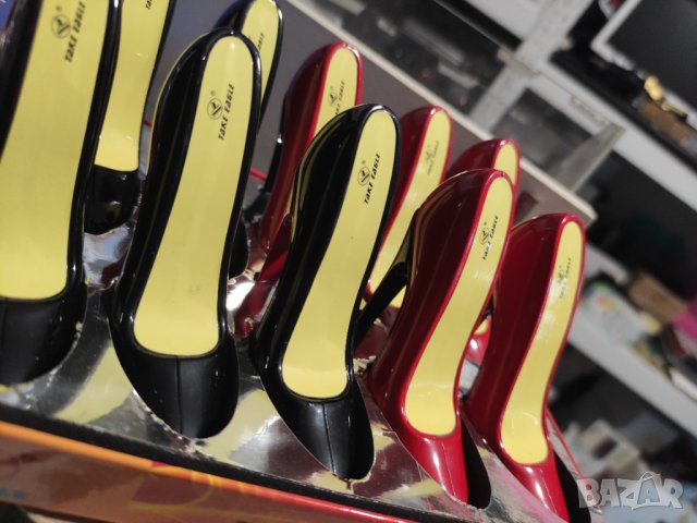 Запалка под формата на дамска обувка на ток, снимка 9 - Запалки - 37572383
