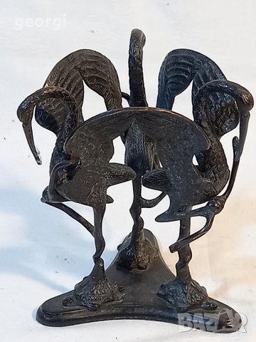 Бронзова статуетка жерави