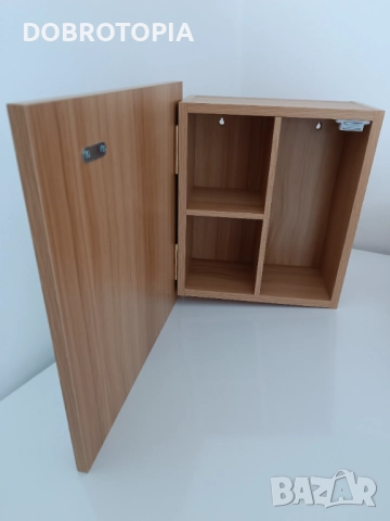 Малък стенен шкаф с огледало , снимка 3 - Шкафове - 52877336