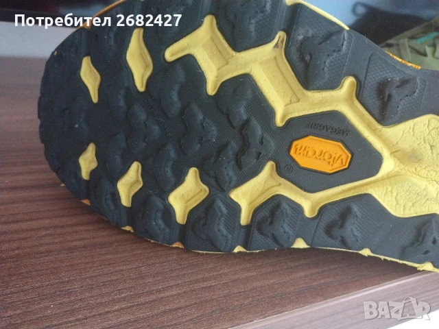 Мъжки обувки за бягане HOKA номер 43,5 Speedgoat 5 avocado/passion fruit , снимка 3 - Маратонки - 51268887