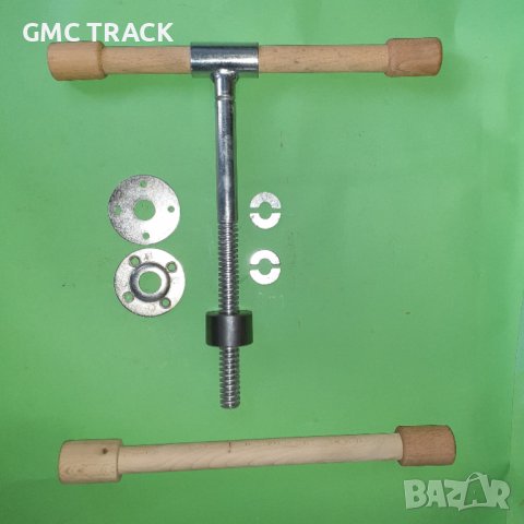 Винтова двойка с ръкохватка трапецовидна резба 16х4мм DIN103