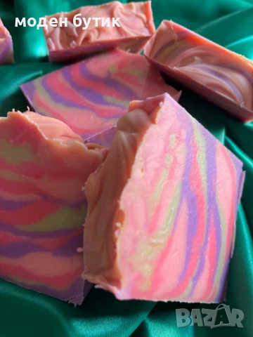 Луксозен ръчно изработен сапун - - Твърд сапун с коприна Вдъхновен от смирна и тонка, снимка 5 - Козметика за тяло - 51063411