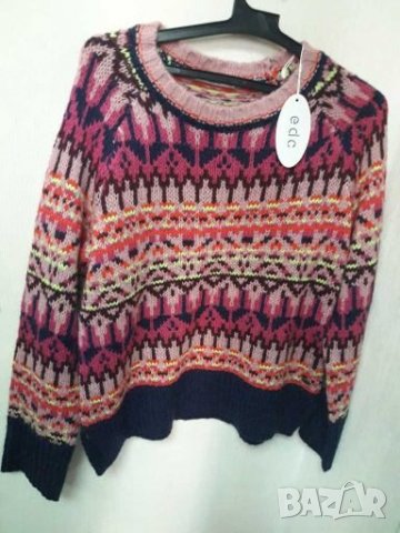 Пуловер Esprit! С наситени цветове. , снимка 1 - Блузи с дълъг ръкав и пуловери - 27987848
