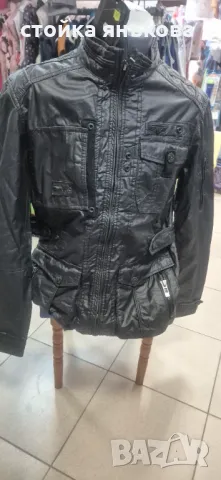 Спортно елегантно мъжко черно тънко яке