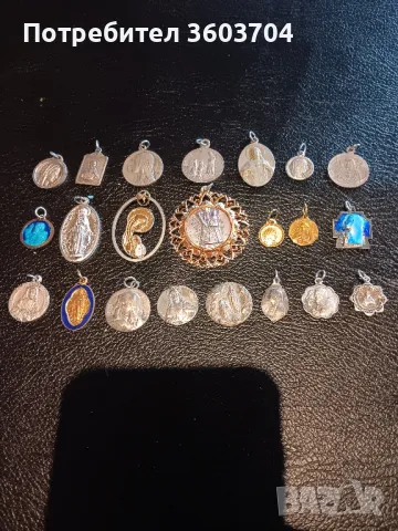 религиозни медальони