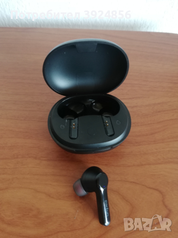 EarFun Air Pro 2 TW300 зарядна кутия и лява слушалка, снимка 3 - Слушалки, hands-free - 44866638