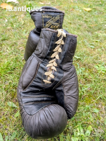 Стари боксови ръкавици "Спортпром" 