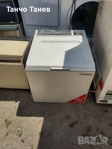 Хладилник на 12,220 волта и газ, втора употреба , снимка 2 - Хладилни чанти - 51006489