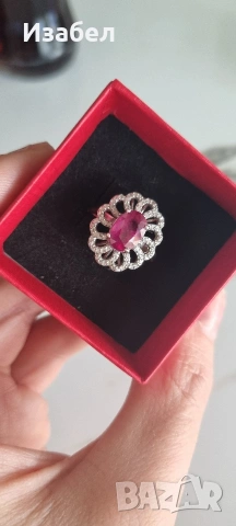 Пръстен с рубин и диаманти, снимка 4 - Пръстени - 53593035