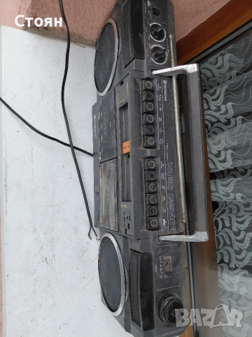 радиокасетофон хитачи TRK- W22W, снимка 2 - Радиокасетофони, транзистори - 53476481