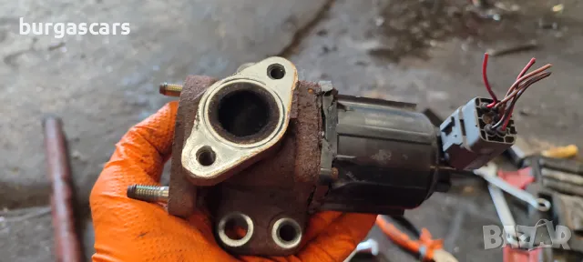 EGR клапан RF7J K5T70871 Mazda 5 2.0D-110к.с. - 140лв, снимка 2 - Части - 48281951