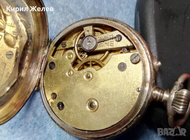 Стар СРЕБЪРЕН ДЖОБЕН ЧАСОВНИК СРЕБРО 800 с КРАСИВО РЪЧНО ГРАВИРАН КОРПУС и КАПАК 48862, снимка 9 - Джобни - 48034771
