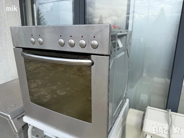 Фурна за вграждане Bosch Инокс с 4ка котлони, снимка 3 - Печки, фурни - 52560918