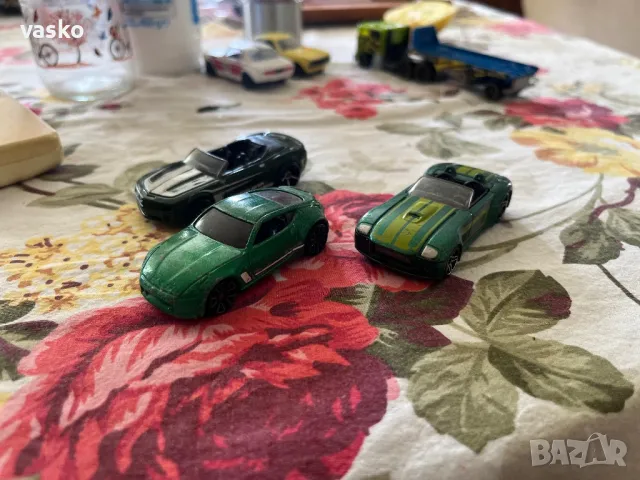 Hotwheels 3 колички