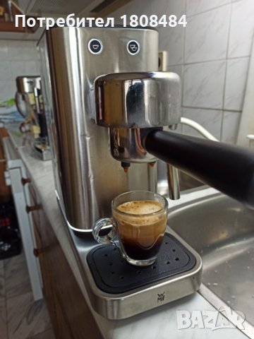 Кафемашина VMF нова с ръкохватка с крема диск, работи отлично и прави хубаво кафе с каймак , снимка 2 - Кафемашини - 43500064