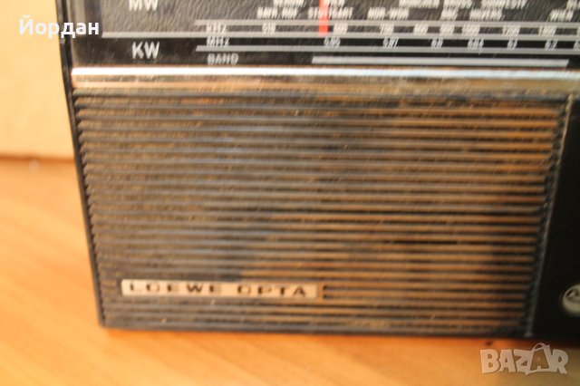 Радио ''Loewe Opta Lissy'', снимка 3 - Радиокасетофони, транзистори - 43789562
