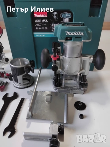 Акумулаторна оберфреза Makita DRT50 , ел. фреза райдер и зарядни BOSCH, снимка 2 - Куфари с инструменти - 53475503