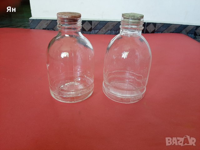  Измерителни бутилки от Формовано Стъкло-PYROVER-1970те , снимка 1 - Други ценни предмети - 32826275