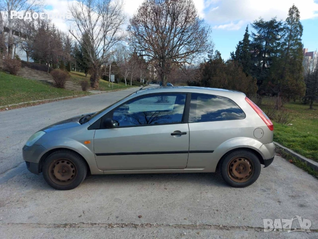 Форд фиеста, снимка 14 - Автомобили и джипове - 53179612