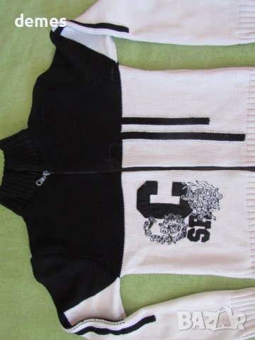 Машинно плетена жилеткав черно и бяло с цип, размер М, снимка 4 - Жилетки - 36662084