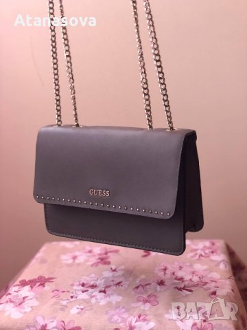 Оригинална чанта Guess