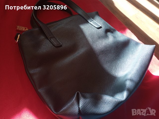 Продавам оригинална италианска дамска чанта Prima Donna, снимка 4 - Чанти - 35297257