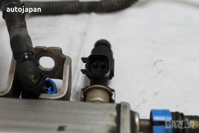 Бензинови рейка и дюзи Мазда 5 2.0 146кс 05г Mazda 5 2.0 146hp 2005, снимка 3 - Части - 43499453