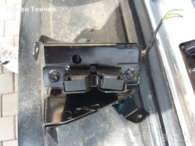 Брава за задно стъкло на Пежо 407 комби , снимка 2 - Части - 48839279