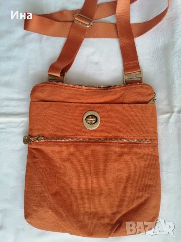 Baggallini нова спортна чанта