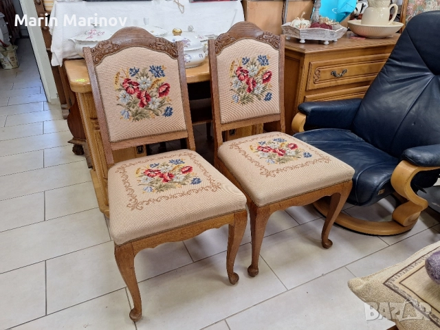 2 броя трапезни ретро столове 