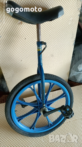 Моносайкъл, циркаджийско колело, ВЕЛОСИПЕД