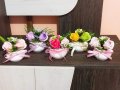 ‼️НОВО‼️За празника на жената зарадвайте дамите с керамична кашпа със сапунени цветя, снимка 1 - Подаръци за жени - 43985820