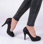 Нови блестящи обувки, снимка 1 - Дамски обувки на ток - 35473616