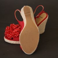 Сандали Червени CLARKS номер 38, нови, снимка 6 - Дамски елегантни обувки - 40570884