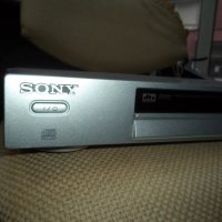 Sony CD/DVD player, снимка 2 - Плейъри, домашно кино, прожектори - 43755917