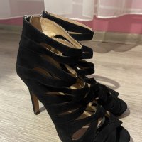 Обувки на висок ток токчета H&M черни, снимка 5 - Дамски обувки на ток - 34766937