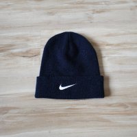 Оригинална зимна шапка Nike, снимка 1 - Шапки - 43280447