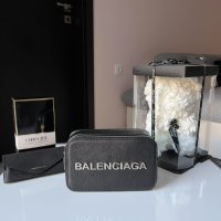 Balenciaga , снимка 1 - Чанти - 40474846